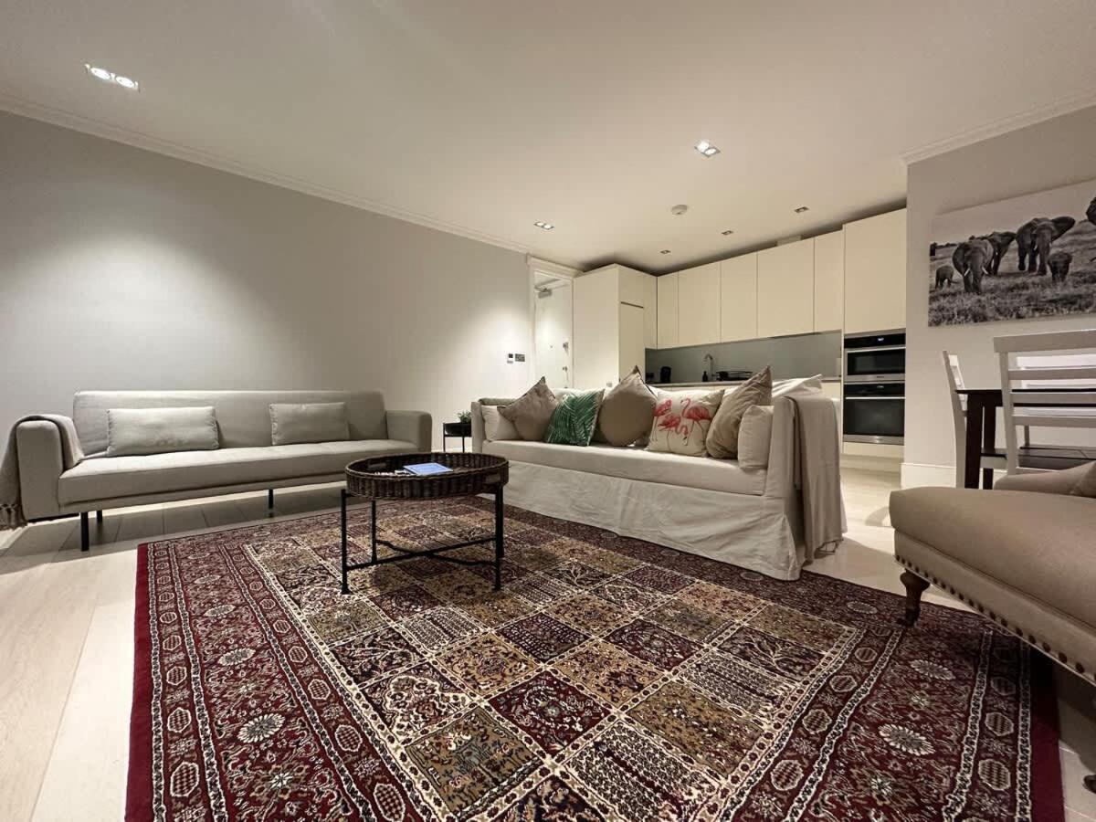 Sg, Chic Covent Garden Apartment Londýn Exteriér fotografie